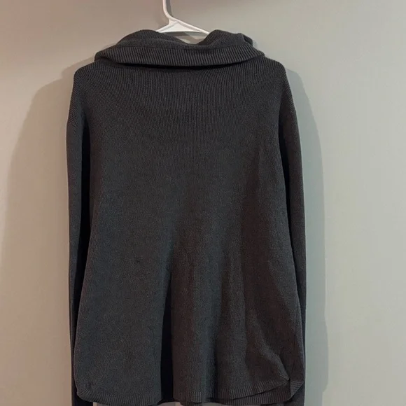Sioni Dark Gray Athleisure Knit - Picture 4 of 4